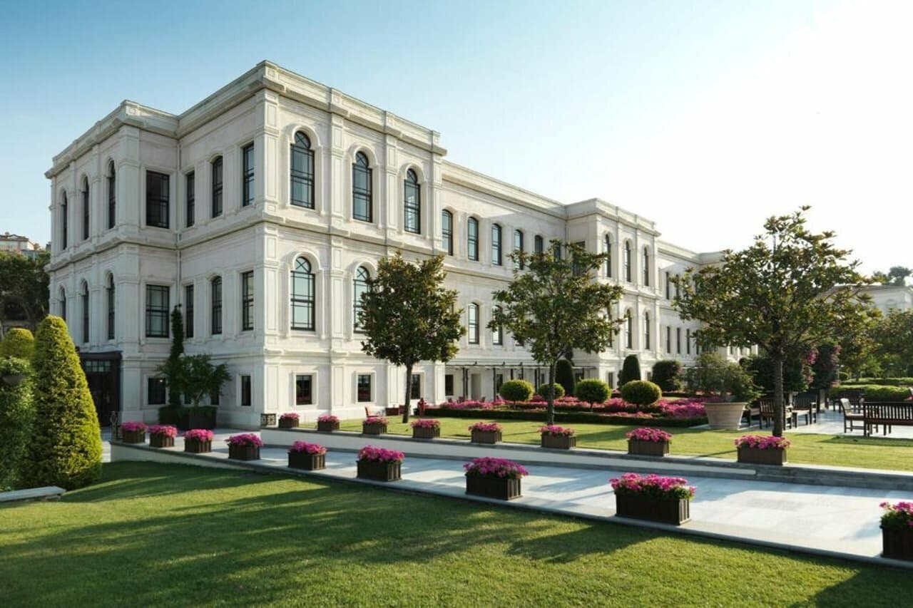 Four Seasons Hotel otel görünümü